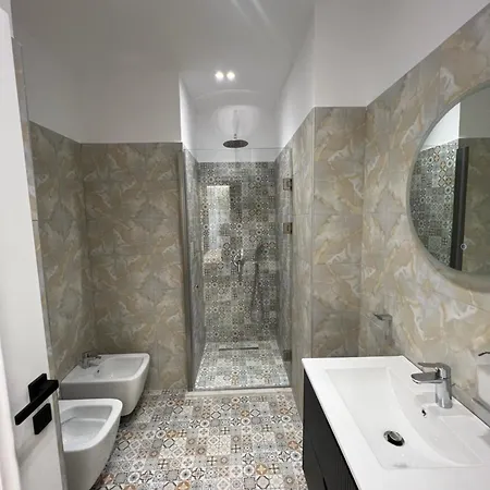 Luxury דירה